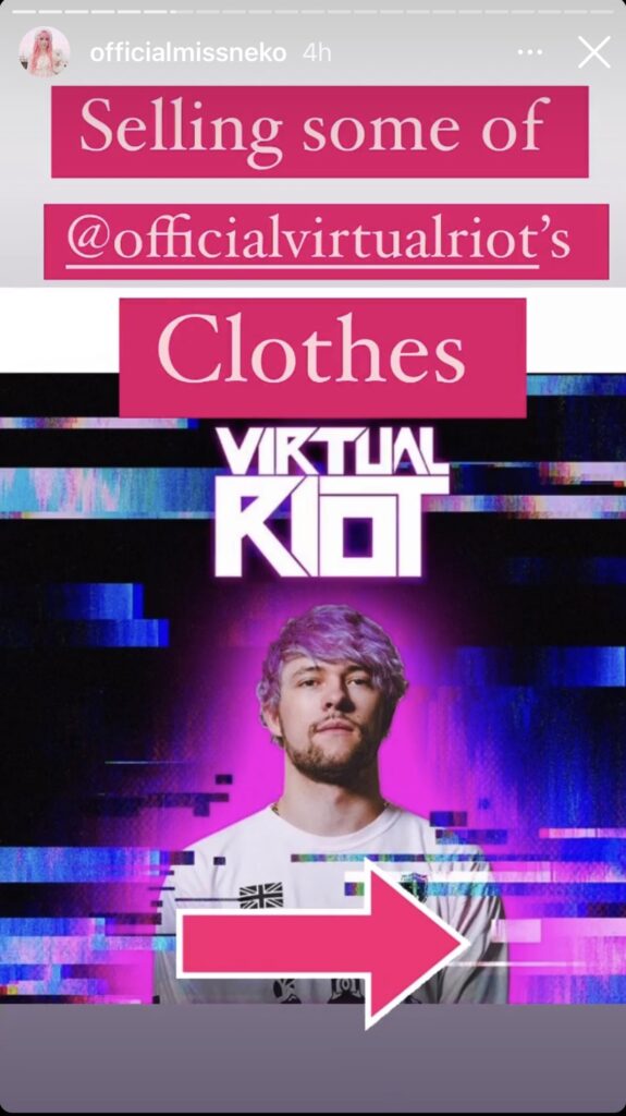 Virtual Riot Wife Clothing Sale