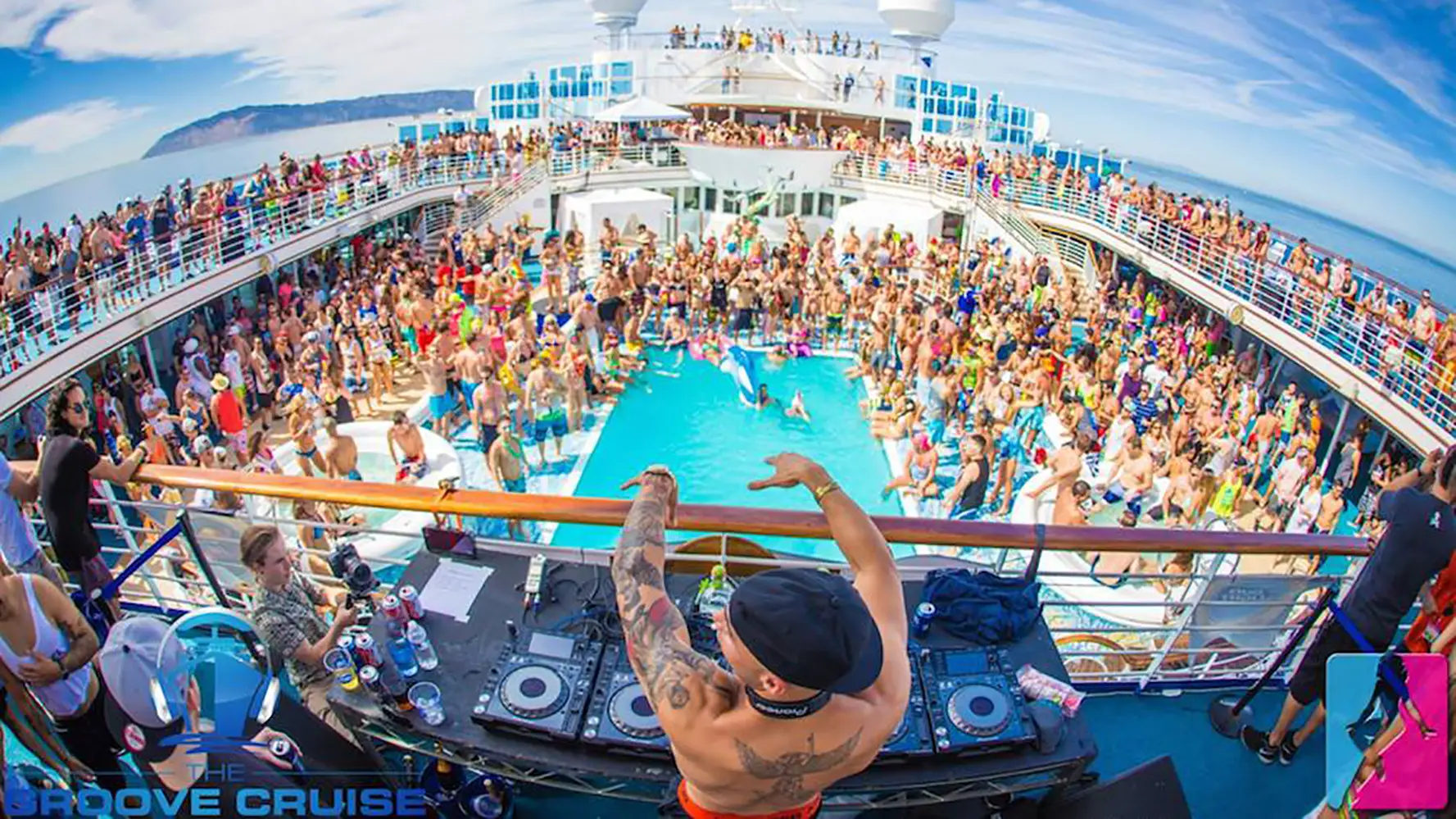 Groove Cruise