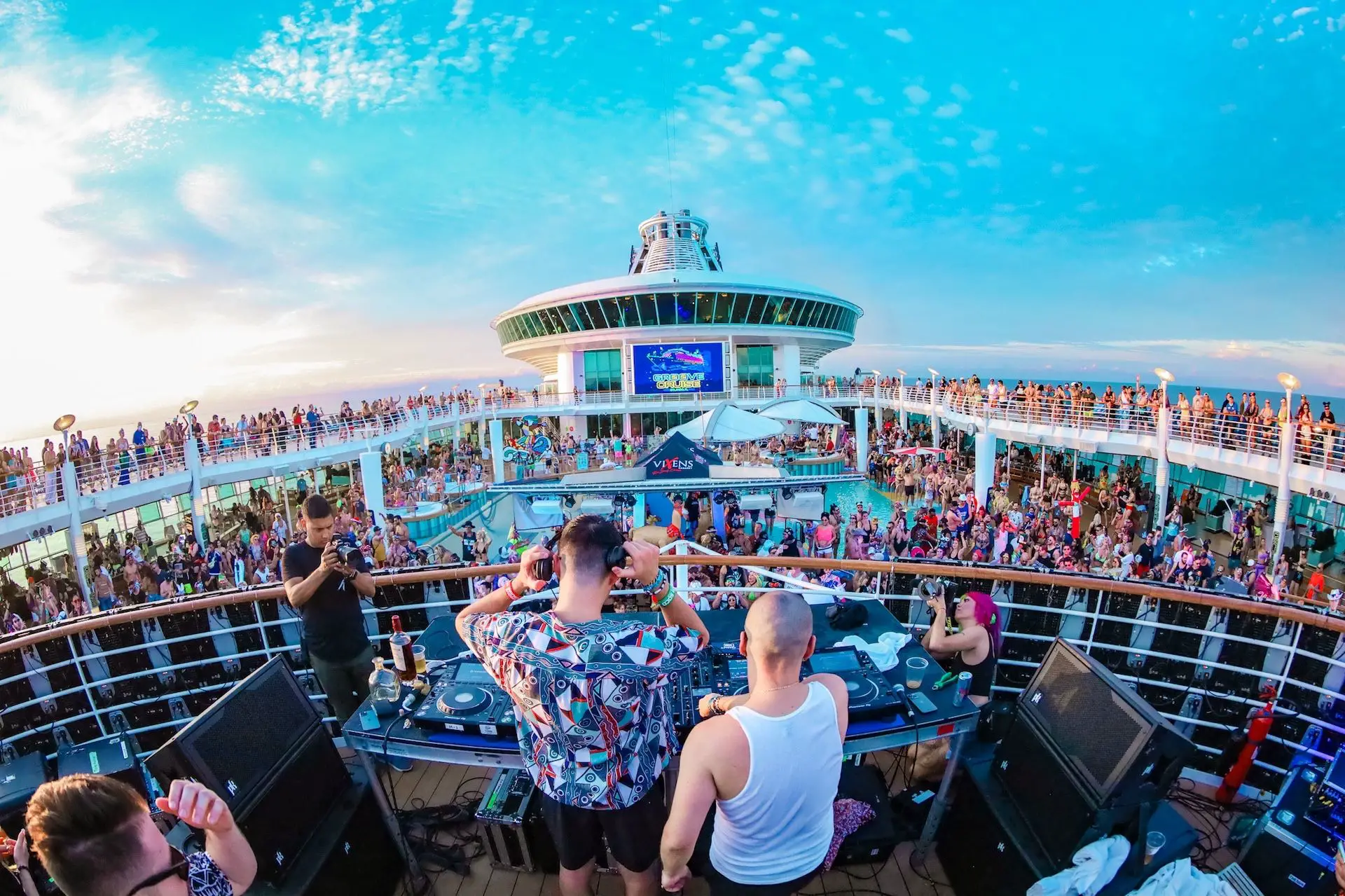 groove cruise