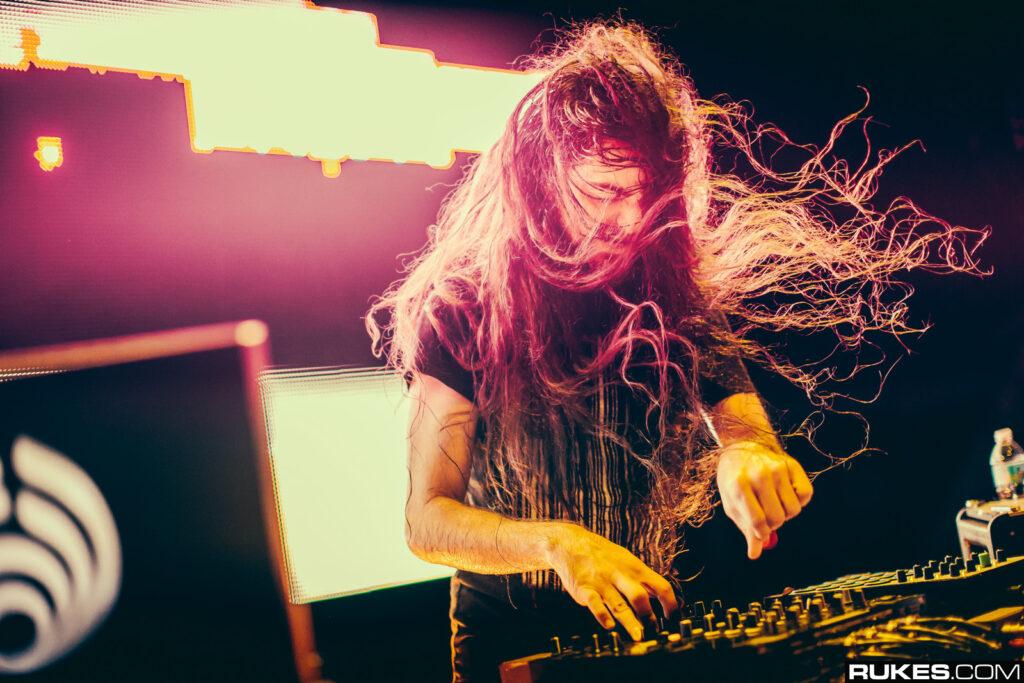 Bassnectar Fans Silence