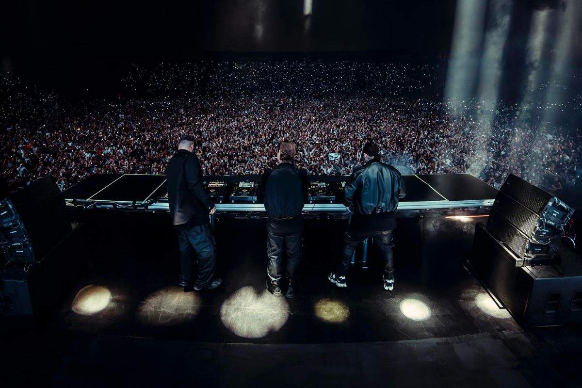 swedish house mafia billion