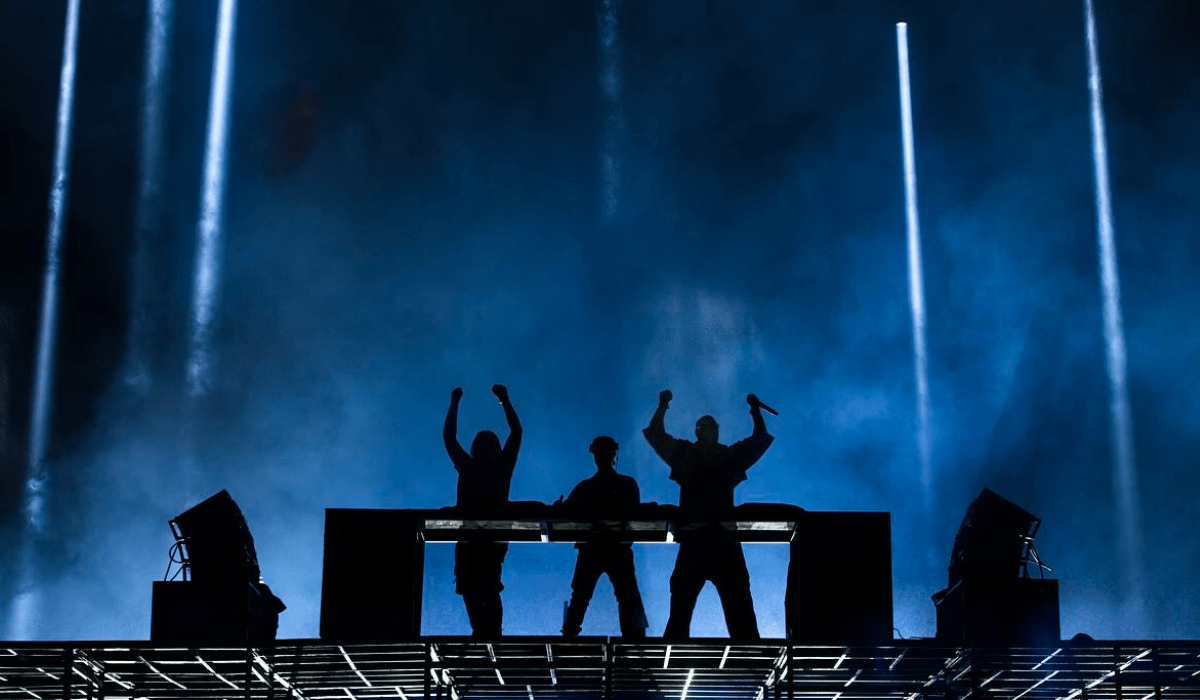 swedish house mafia live