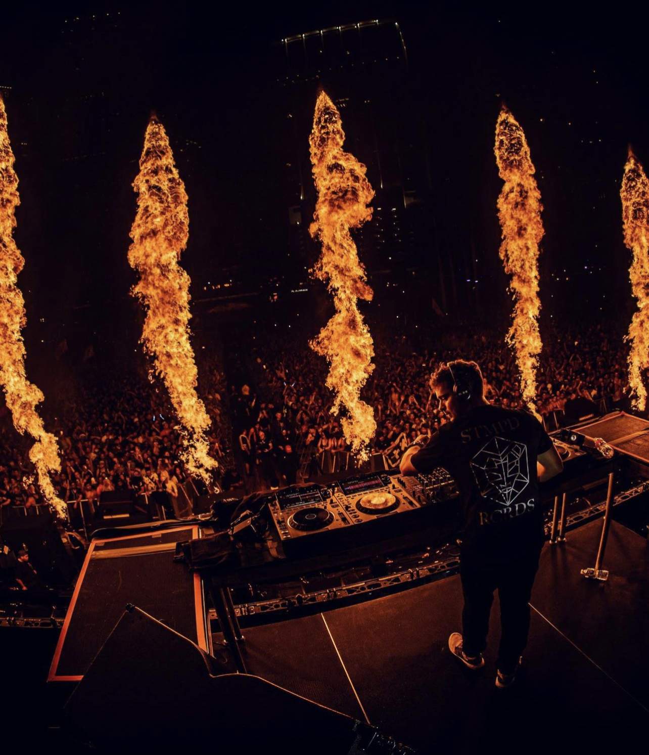 A shot from Ultra 2024 as Martin Garrix premieres several new IDs for fans. 