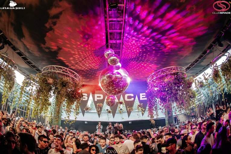 club space miami