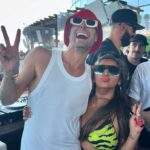 Snooki attends Fisher show with Jersey Shore co-stars