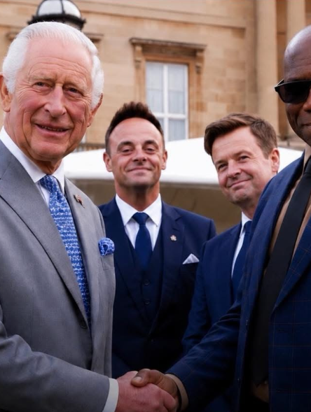 Image courtesy of EDMtunes.com. Carl Cox and Buckingham Palace.